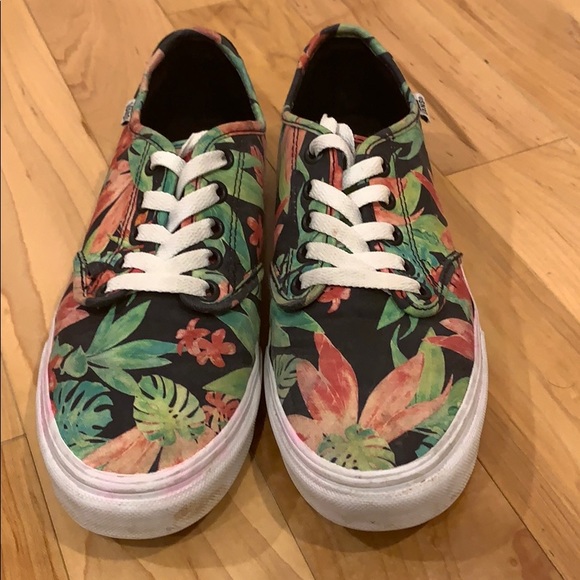 Low Top Floral Vans - Picture 2 of 5